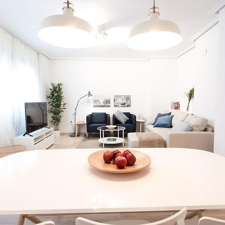 The Lucky Flats - Pintor Sorolla Appartement Alicante Buitenkant foto