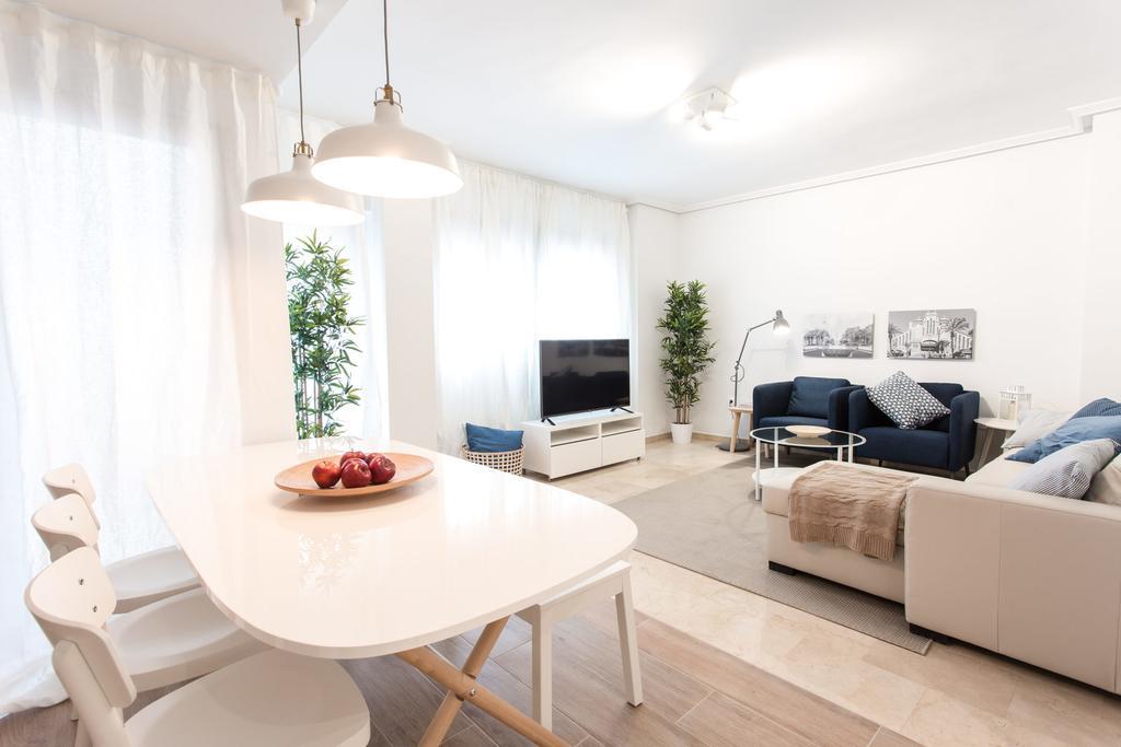 The Lucky Flats - Pintor Sorolla Appartement Alicante Buitenkant foto